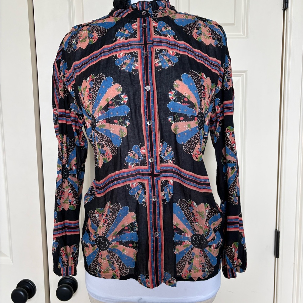 Antik Batik Black Floral-Print Button Front Blouse